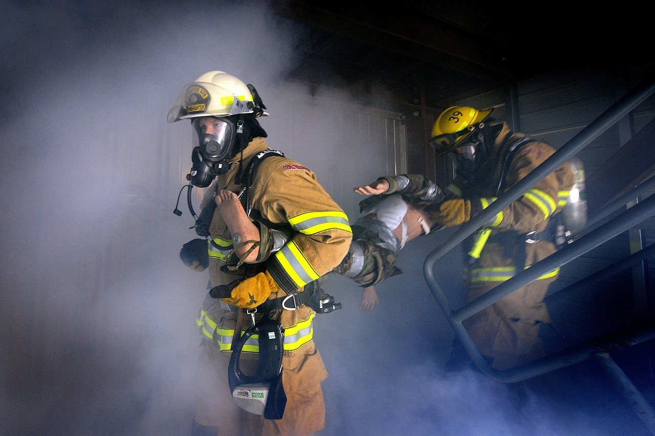 Berufsfeuerwehrmann werden Infos zum Berufsbild